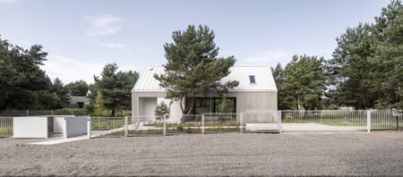 Kownatki Lake House