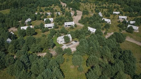 Kownatki Lake House