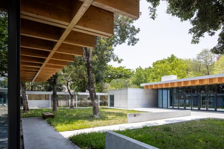NCKU Art Lounges (Da Hsin Yuan)