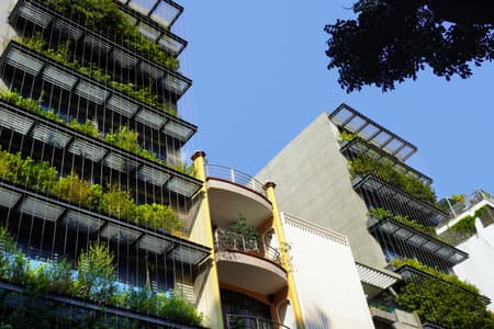 Triple E Hotel