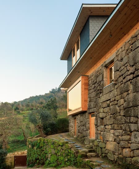 Ermida House