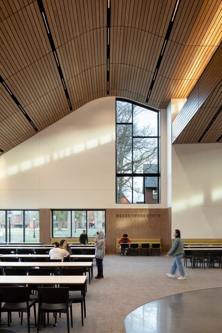 The Lawrenceville School Tsai Commons and Field House 