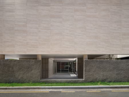 Oztile Showroom