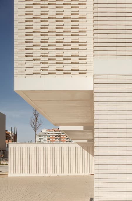 37 Dwellings in L'Hospitalet de Llobregat