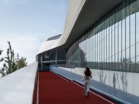 Xinchang Globular Center