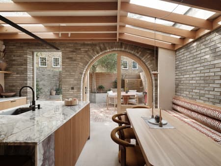 Islington House by Hamish Vincent Design