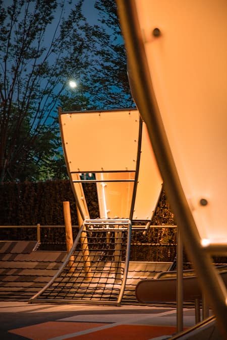 Myriad Homes' Lights Traditional Chinese Aesthetic Children's Space Under Kongming Lantern