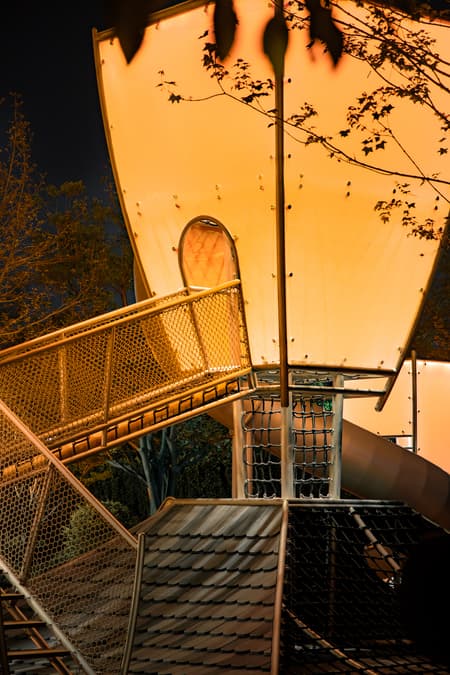 Myriad Homes' Lights Traditional Chinese Aesthetic Children's Space Under Kongming Lantern