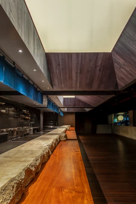 ROKUSHO Restaurant