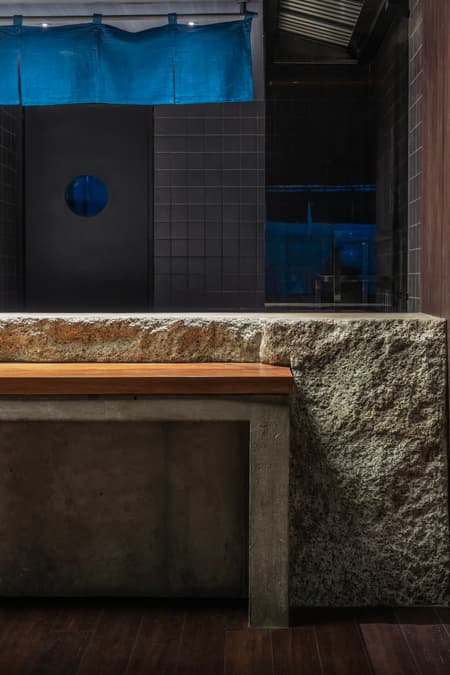 ROKUSHO Restaurant