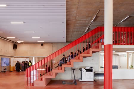 De Nova Secondary School 