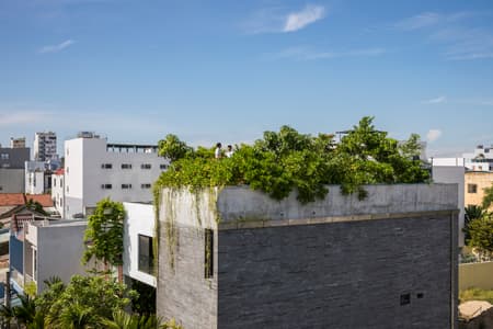 Thang House