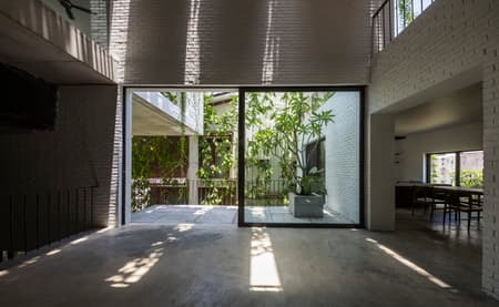 Thang House