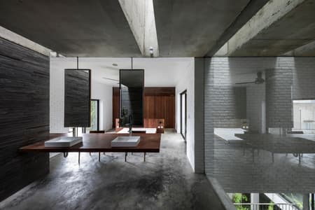Thang House