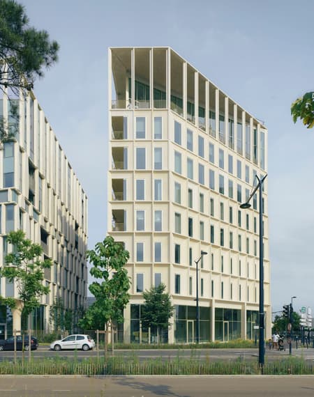 Facette Bordeaux Workspace