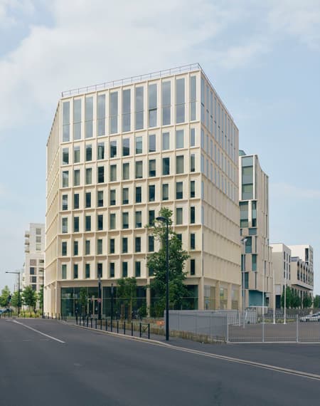 Facette Bordeaux Workspace