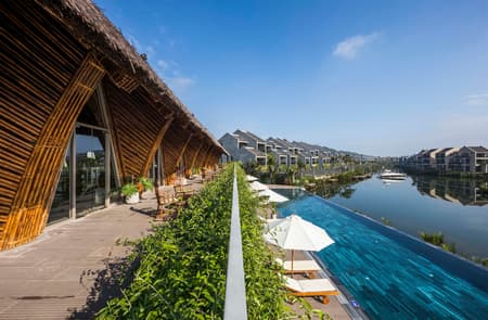 Casamia Community House