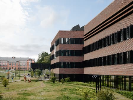 Veterinary Building 