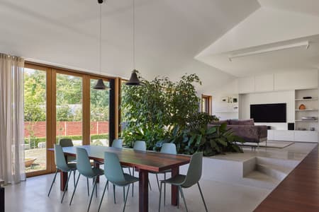 Hotham House