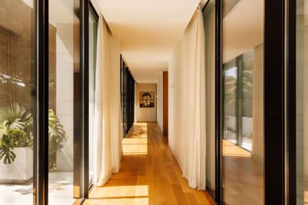 V House