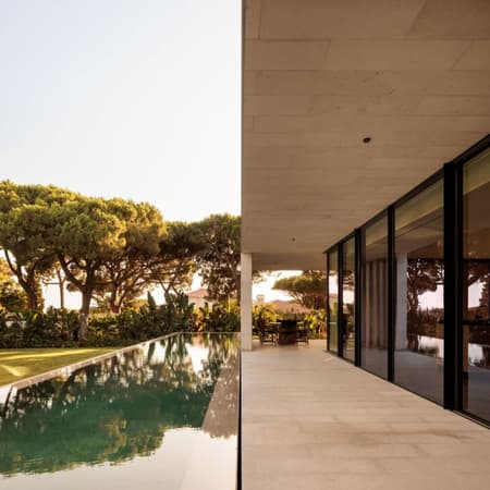 V House