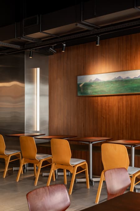 hub.4308 is Inclusive Narrative-Driven Social Hub for Veterans and Civilians