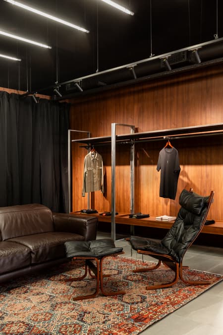 hub.4308 is Inclusive Narrative-Driven Social Hub for Veterans and Civilians