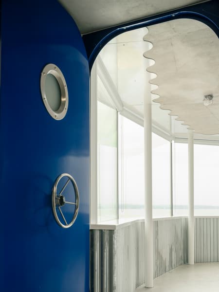 Phare Ylliam Lighthouse 