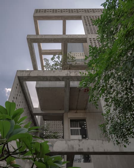 Sailom House
