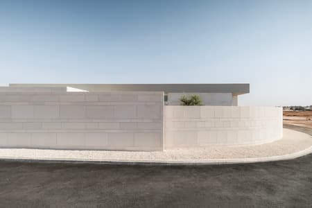 Tneib House