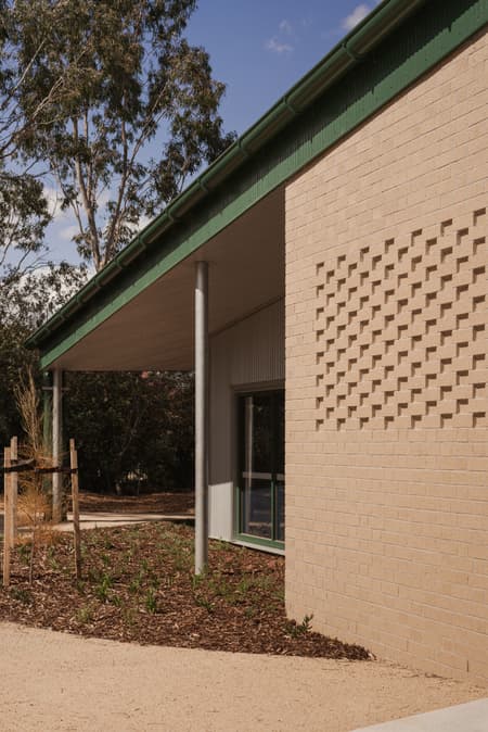 Syndal South Primary School - Main Classroom Building & Library