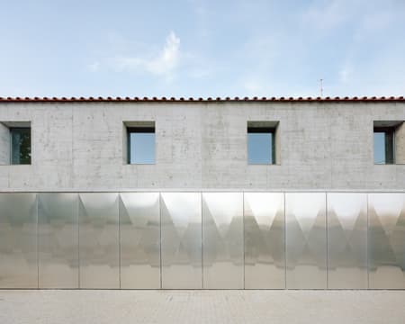 Guardhouse and Garage in a Recreational Estate