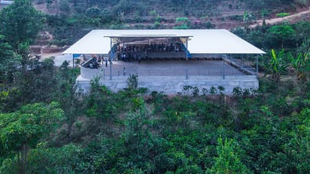 Flying Tops Arenas