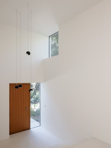 House Transformation in Harmonia