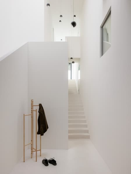 House Transformation in Harmonia
