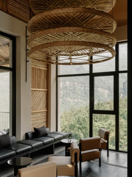 Cloudhaus Hotel